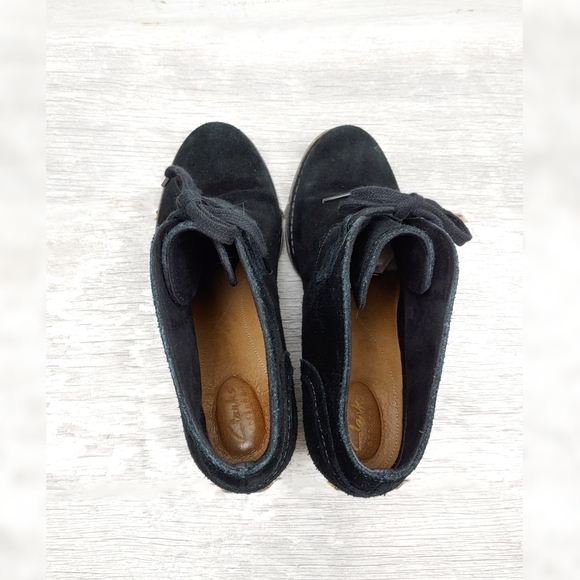 New! Clarks Artisian Carleta Lyon Womens 10 Black Suede Booties - Picture 8 of 11
